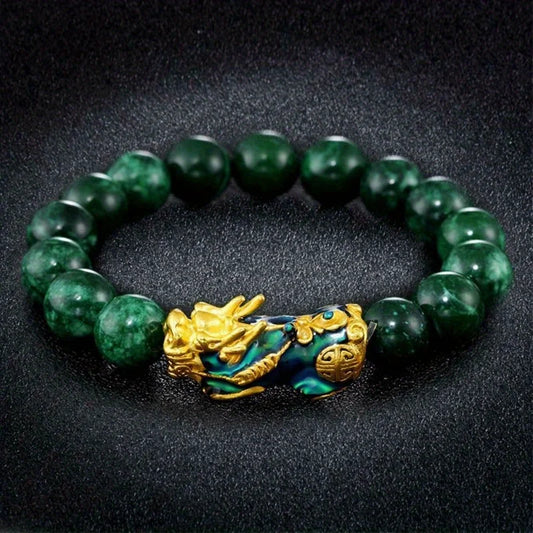 Bracelet amulette de bénédiction de la richesse. Pierre de malachite dorée.